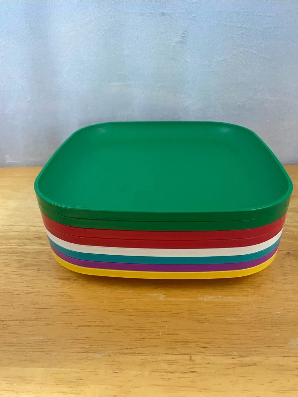 Vintage Tupperware Stackable Plates 1534 Set of 8